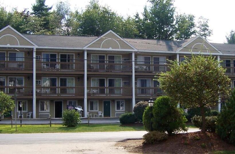 غرفة قياسية, Misty Harbor Resort