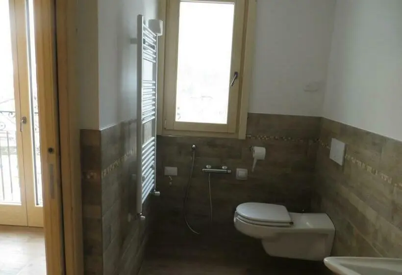 スタンダードシングルルーム, Olimpic Hostel
