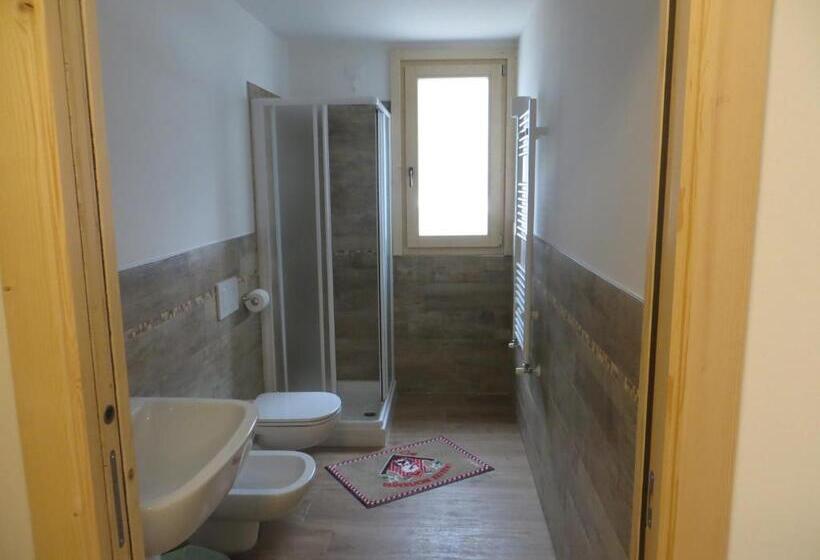 4인용 스탠다드 룸, Olimpic Hostel