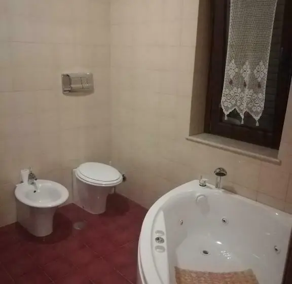 バスタブ付きデラックスルーム, Villa Linda Bed And Breakfast
