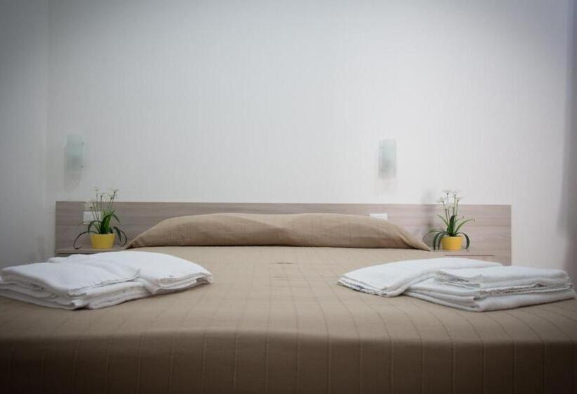 スタンダードスタジオ, B&b Baglio Santa Croce