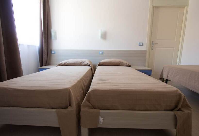 スタンダード４人部屋, B&b Baglio Santa Croce