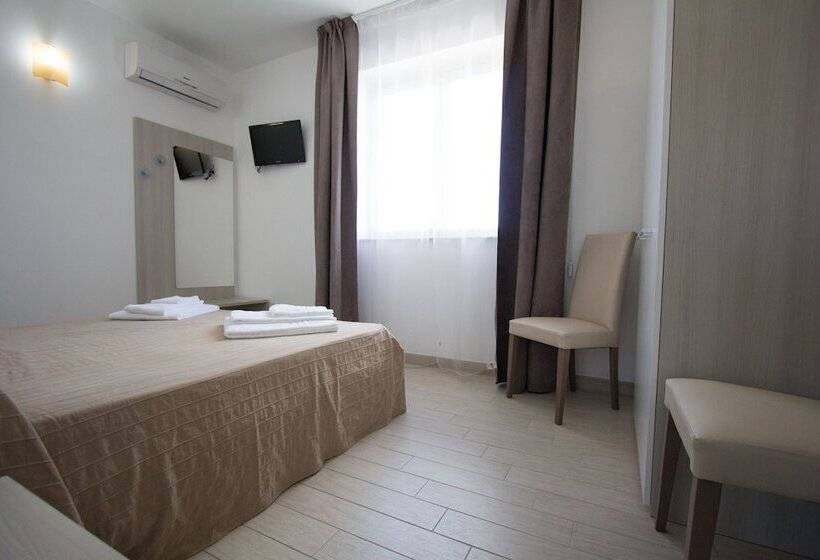 スタンダード４人部屋, B&b Baglio Santa Croce