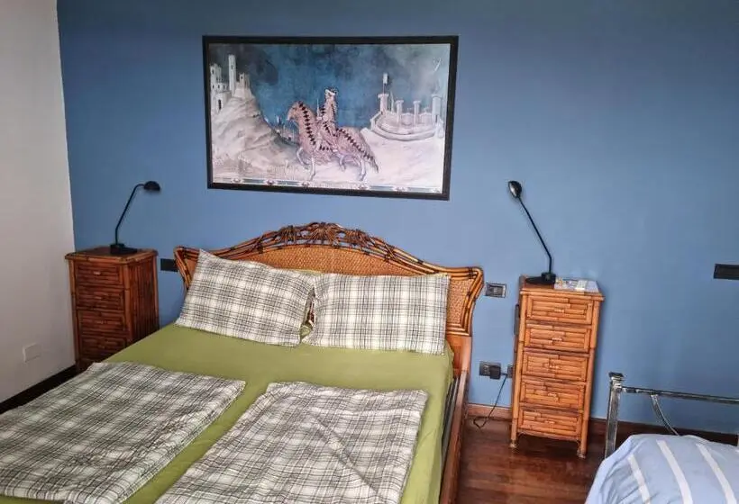 キングサイズベッドのスタンダードルーム, B&b La Terrazza Sui Fieschi