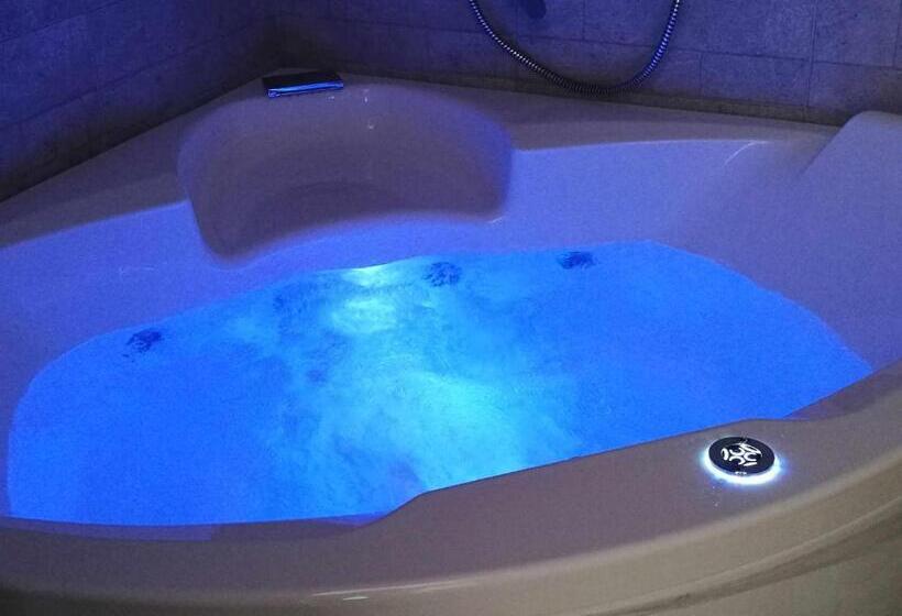 غرفة سوبيريور ثلاثية مطلّة علي البحر, B&b La Terrazza Sui Fieschi