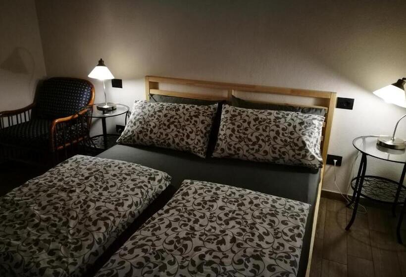 غرفة سوبيريور ثلاثية مطلّة علي البحر, B&b La Terrazza Sui Fieschi