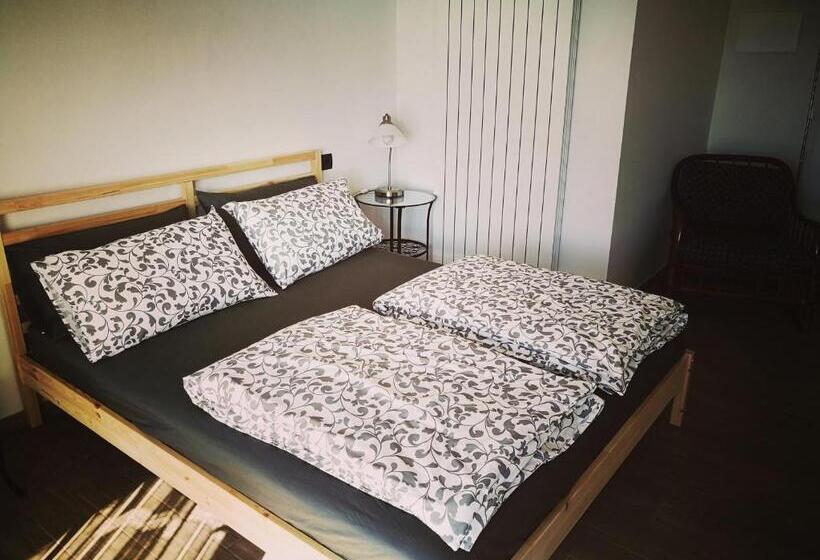 غرفة سوبيريور ثلاثية مطلّة علي البحر, B&b La Terrazza Sui Fieschi