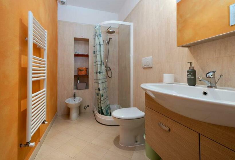 带花园景观的标准三人间, Camere Il Temperino