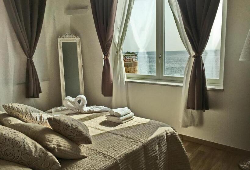 Номер Deluxe Вид на Море, Marlove Siracusa Private Sea Access Self Check In