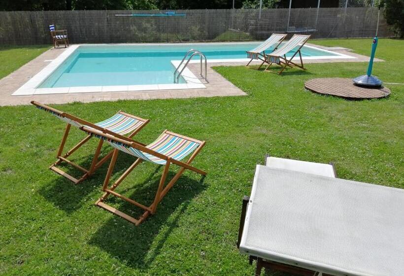 חדר סטנדרט, Sole Mio