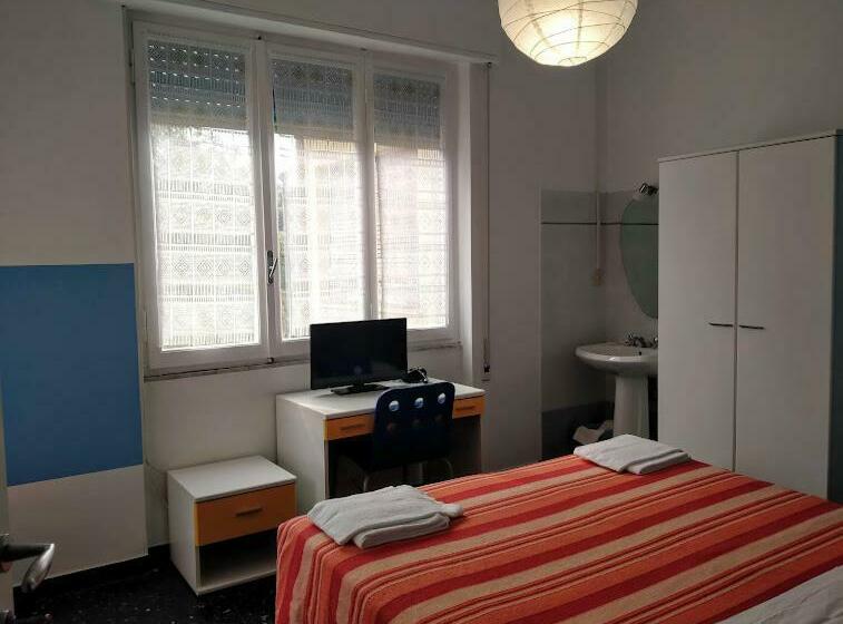 غرفة قياسية حمام مشترك, Albergo Belvedere