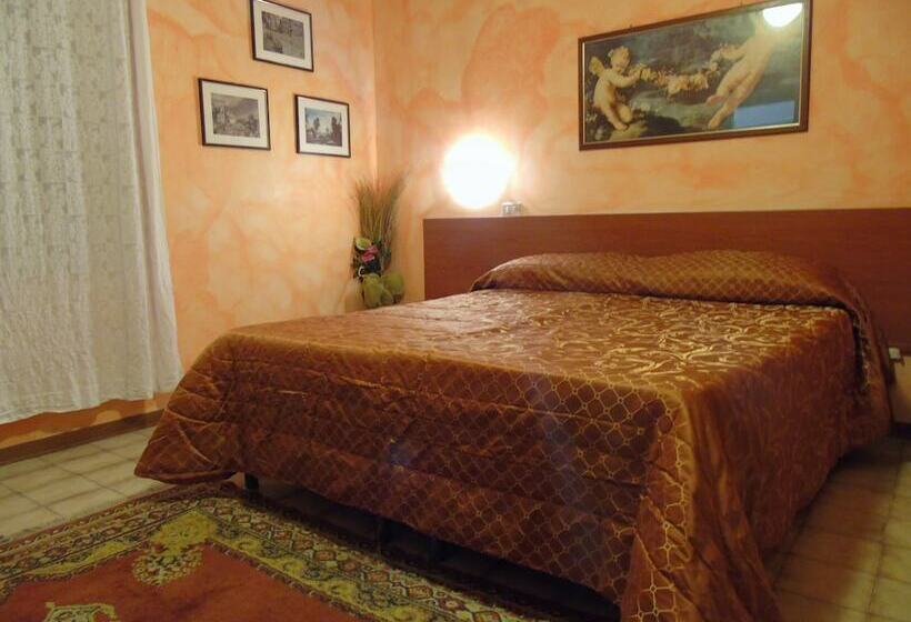 חדר סטנדרט לארבעה, Arno