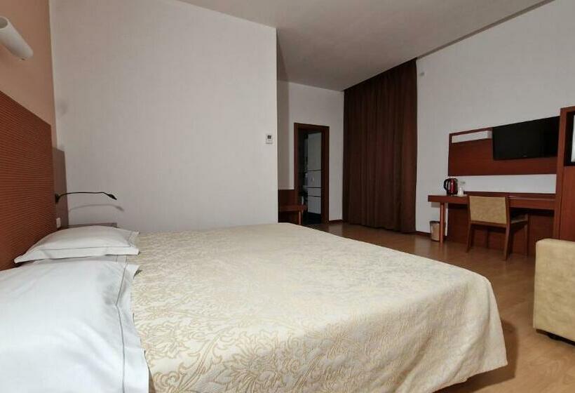 Номер Стандарт, Bella Italia Palace