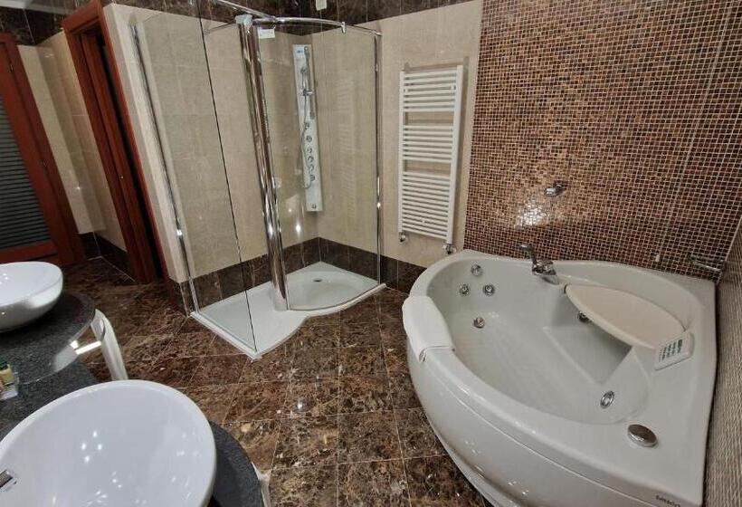 Люкс, Bella Italia Palace