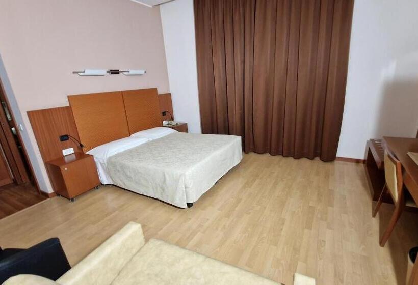 Полулюкс, Bella Italia Palace