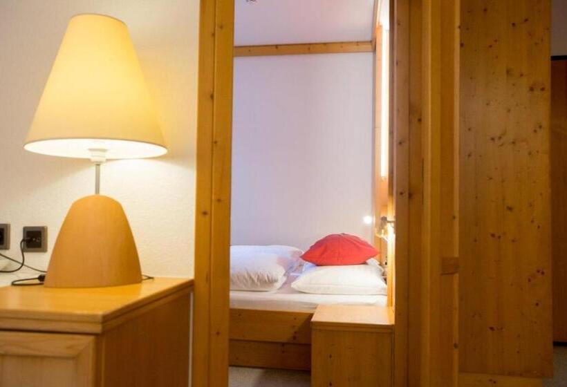 شقة غرفتين, Bergkristall