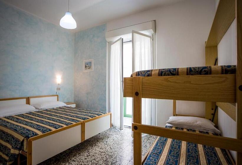 4인용 스탠다드 룸, Costa Del Sole Only Room