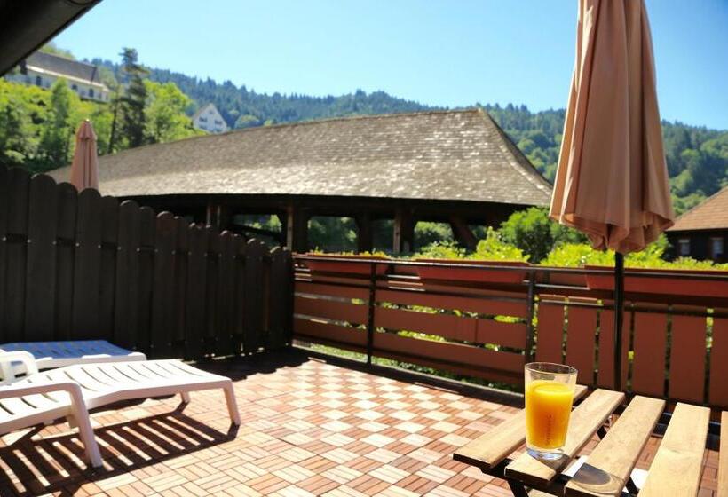 带阳台的标准单人间, Das Waldhaus