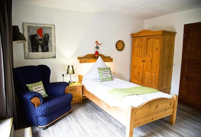 带阳台的标准单人间, Das Waldhaus