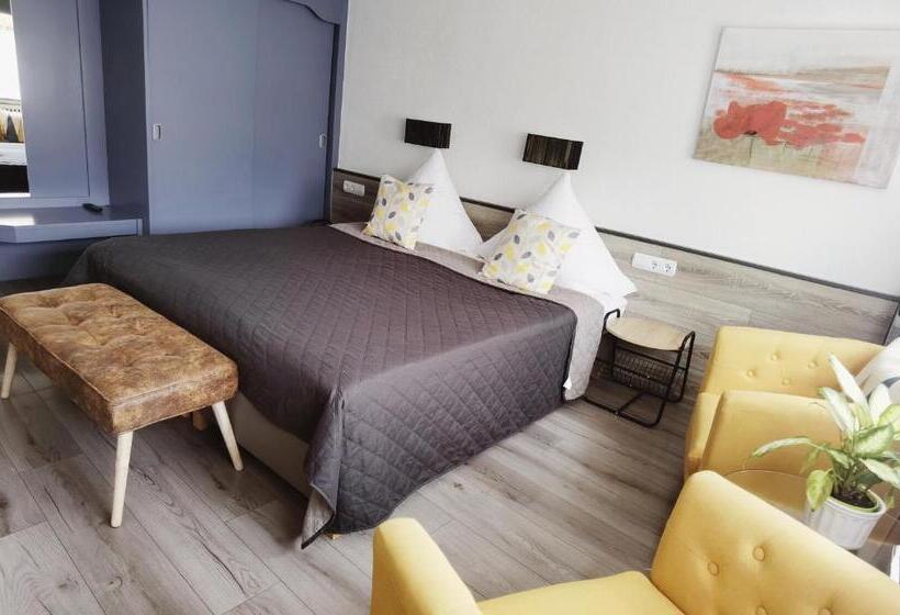 带城市景观的标准间, Das Waldhaus