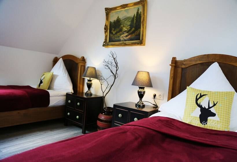 标准间, Das Waldhaus