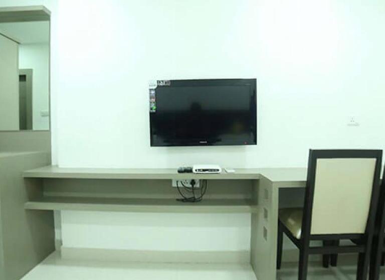 Номер Deluxe, La Riviera Suites