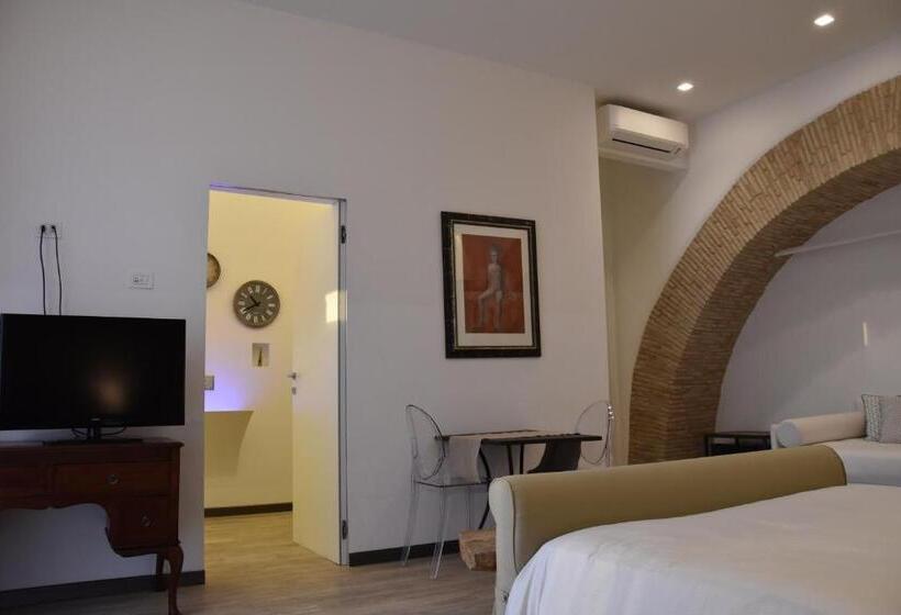 סוויטת ג'וניור, La Casa Nel Borgo Antico