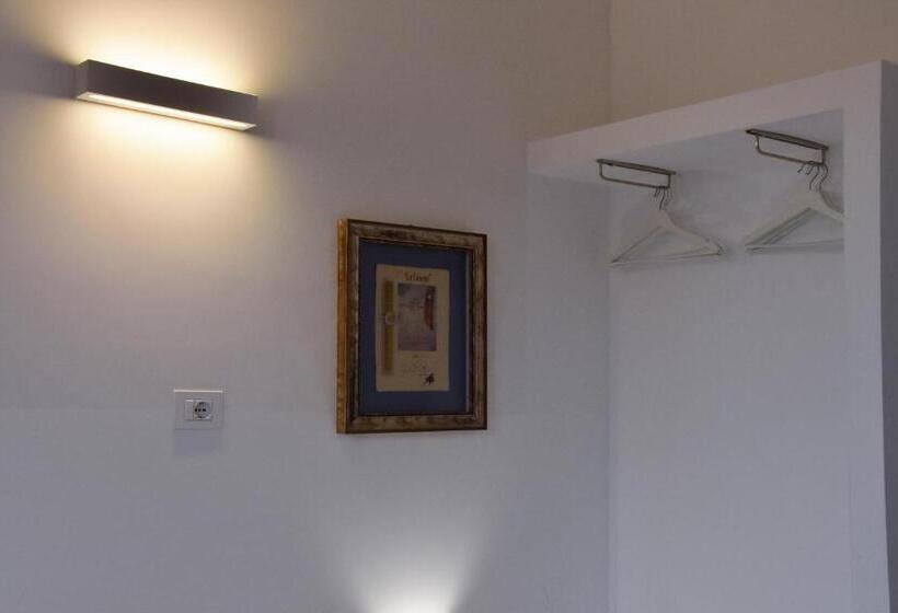 اتاق استاندارد, La Casa Nel Borgo Antico