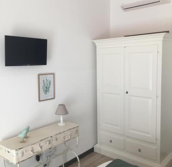 اتاق استاندارد با بالکن, La Casa Nel Borgo Antico