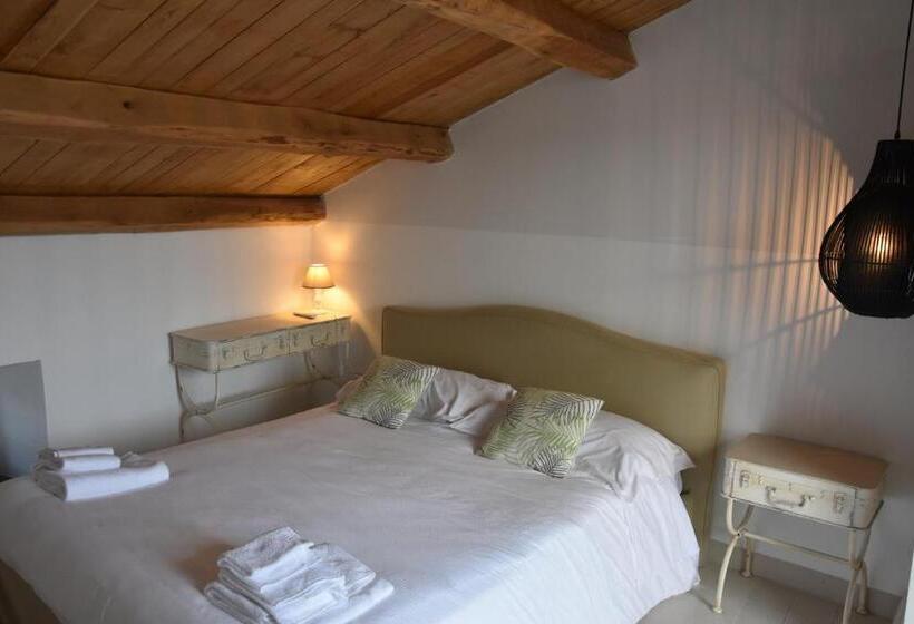 Номер Deluxe с Террасой, La Casa Nel Borgo Antico