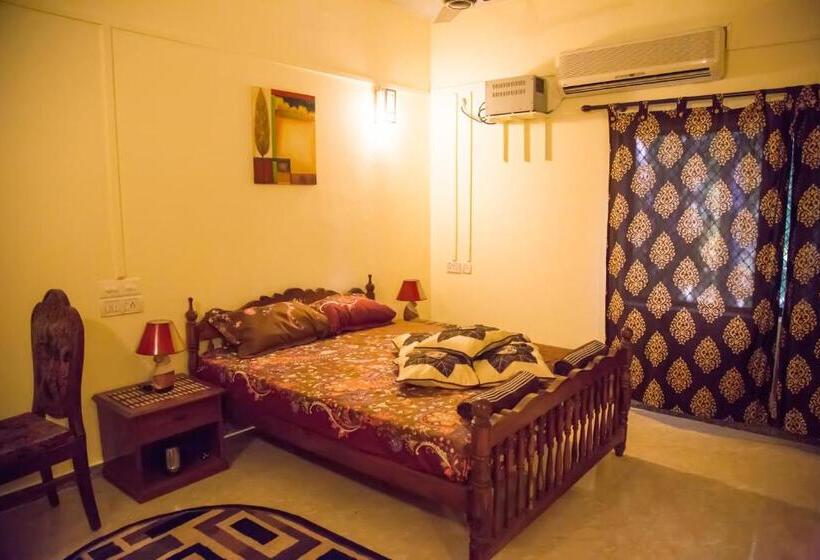 اتاق سوپریور سه تخته, Panchavadi Ayurvedic Beach Resort