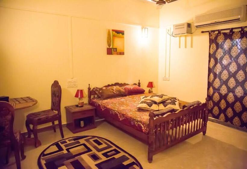 اتاق سوپریور سه تخته, Panchavadi Ayurvedic Beach Resort