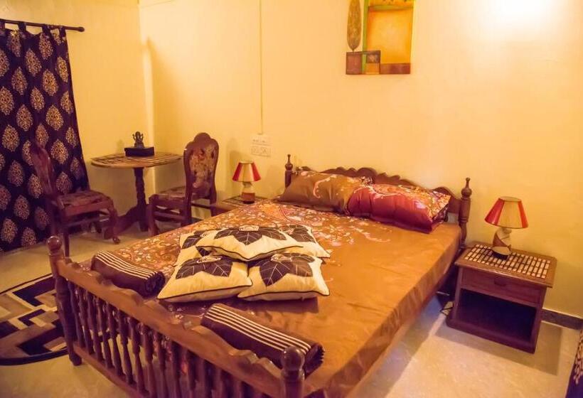 اتاق سوپریور سه تخته, Panchavadi Ayurvedic Beach Resort