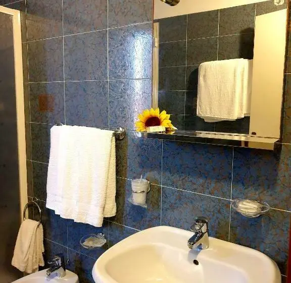 Standard-huone, Riccio