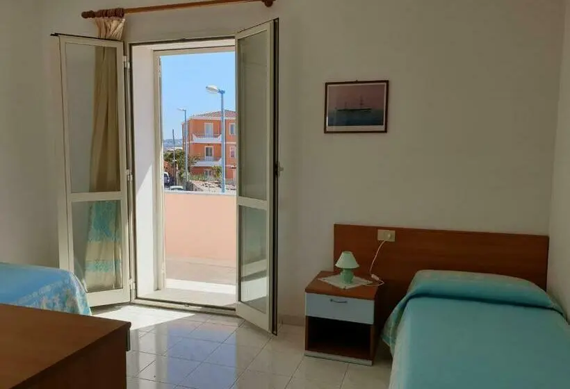 Standard-huone, Riccio
