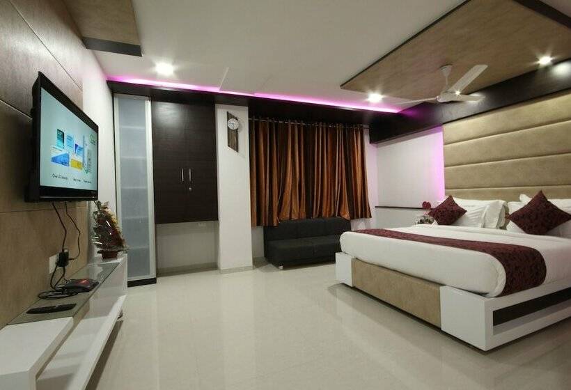 اتاق لوکس, Shree Gopal Residency