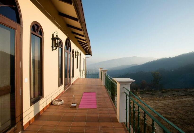 غرفة قياسية مزوَّدة بتراس, The Orchard At Peora Estates