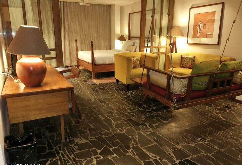 带阳台标准四人间, The Sky Imperial Aarivaa Luxury Stays