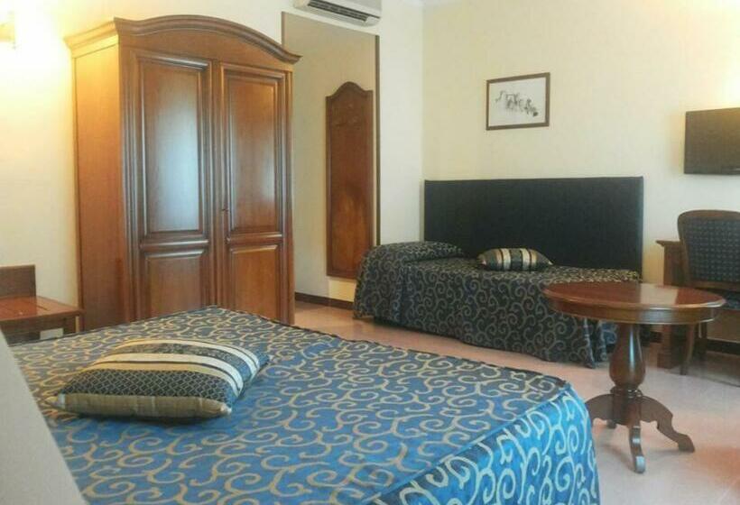 スタンダードトリプルルーム, Villa Ada