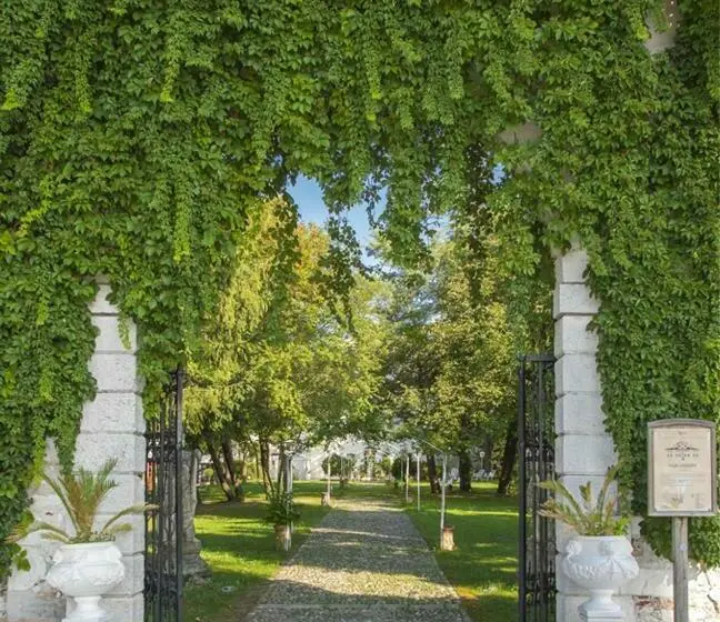庭の見えるジュニアスイート, Villa Cigolotti