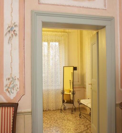 Полулюкс Вид на Сад, Villa Cigolotti