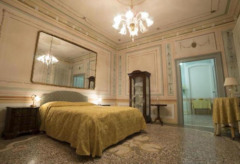 庭の見えるジュニアスイート, Villa Cigolotti