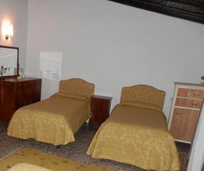 スタンダードルーム, Villa Cigolotti