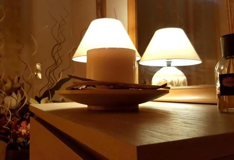 ファミリールーム, Phalanthos B&b