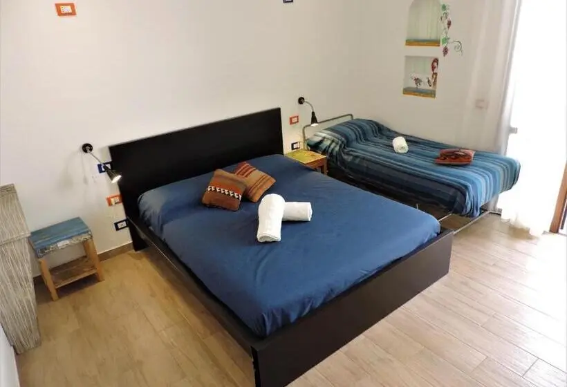 اتاق استاندارد, Timbuktu Hostel