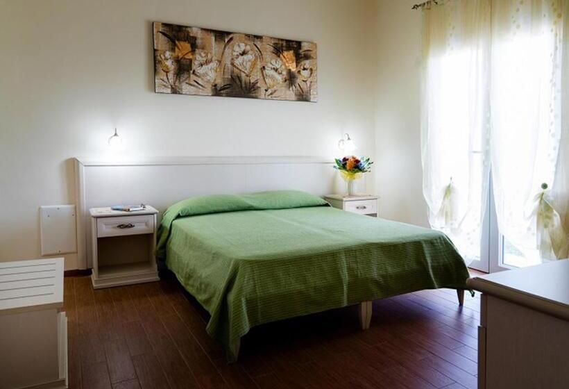 غرفة ديلوكس مطلّة علي الحديقة, Aura Solis B&b