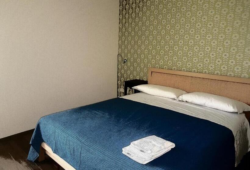 豪华工作室, B&b Maxxi