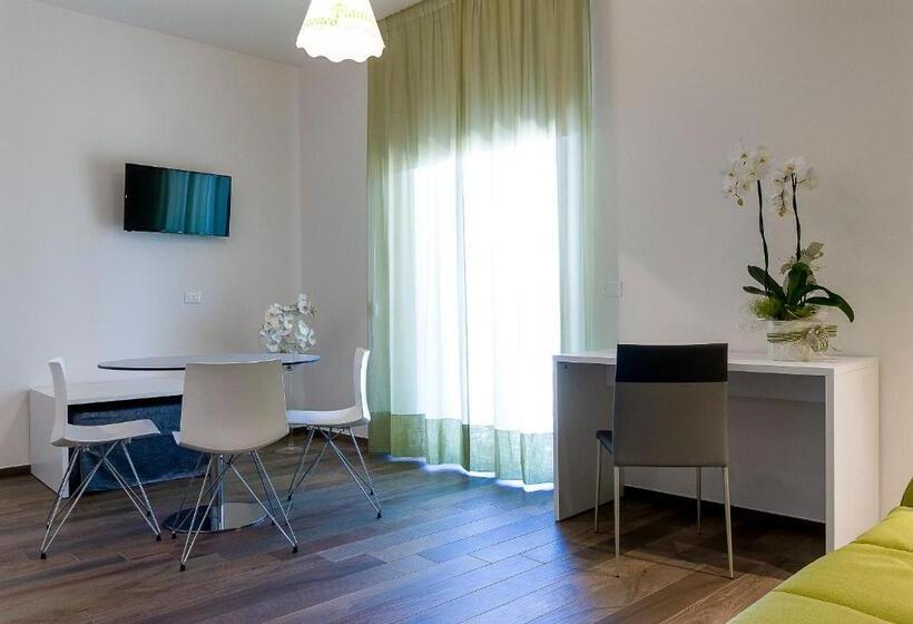 סטודיו דלוקס, B&b Maxxi