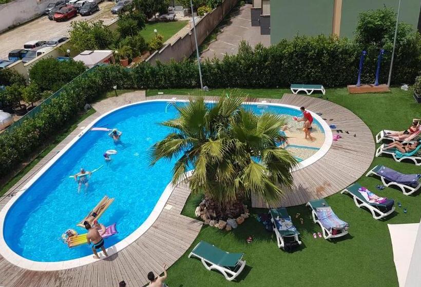 חדר סופריור, B&b Maxxi