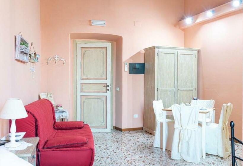 غرفة كومفورت ثلاثية, Antico Portale Ospitalità Diffusa